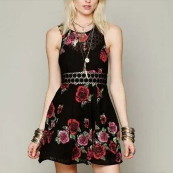 Free People Rose Size 4 Black Floral Mini Dress - Picture 1 of 13